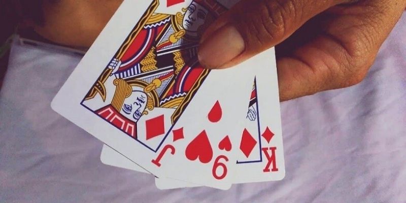 Cách nhận biết thời điểm đánh bài quyết định